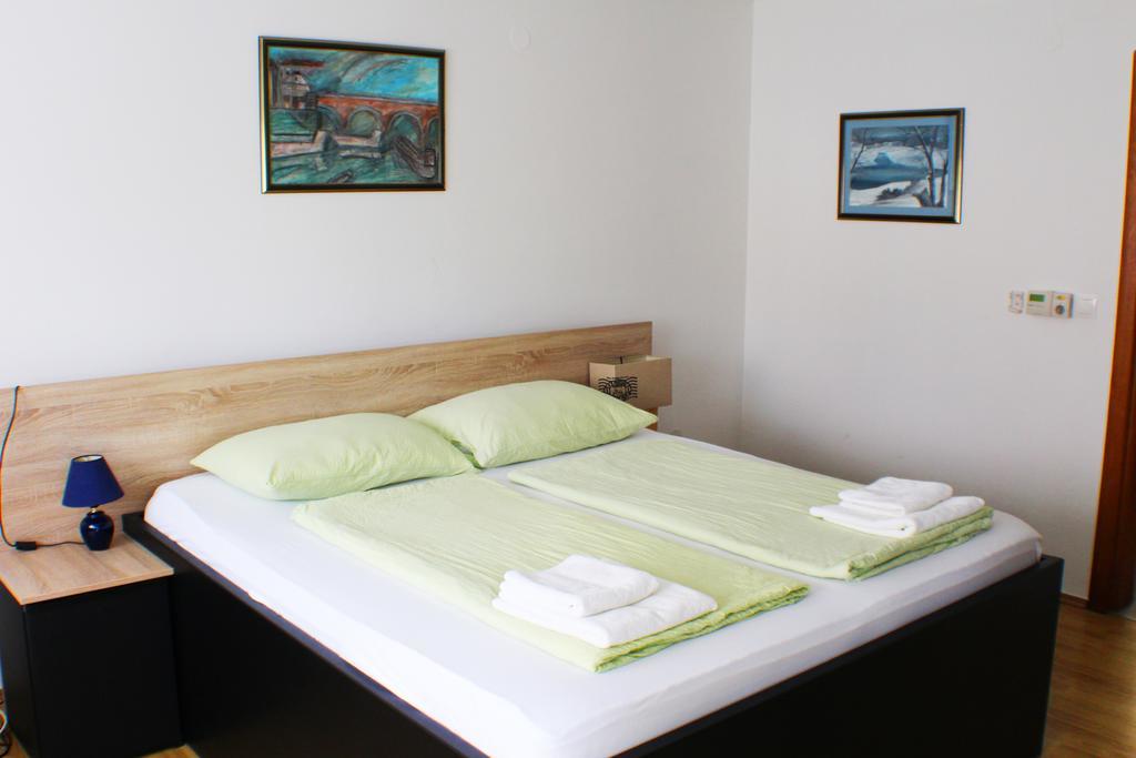 Bokun Apartments III Sisak Eksteriør billede