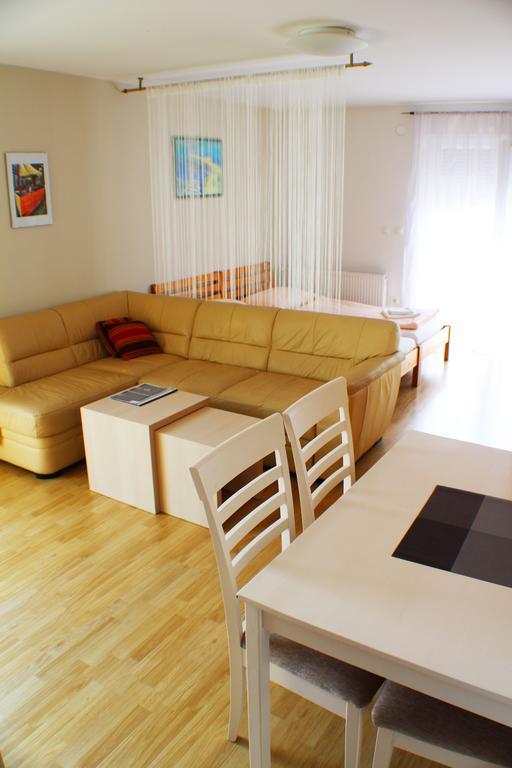 Bokun Apartments III Sisak Eksteriør billede